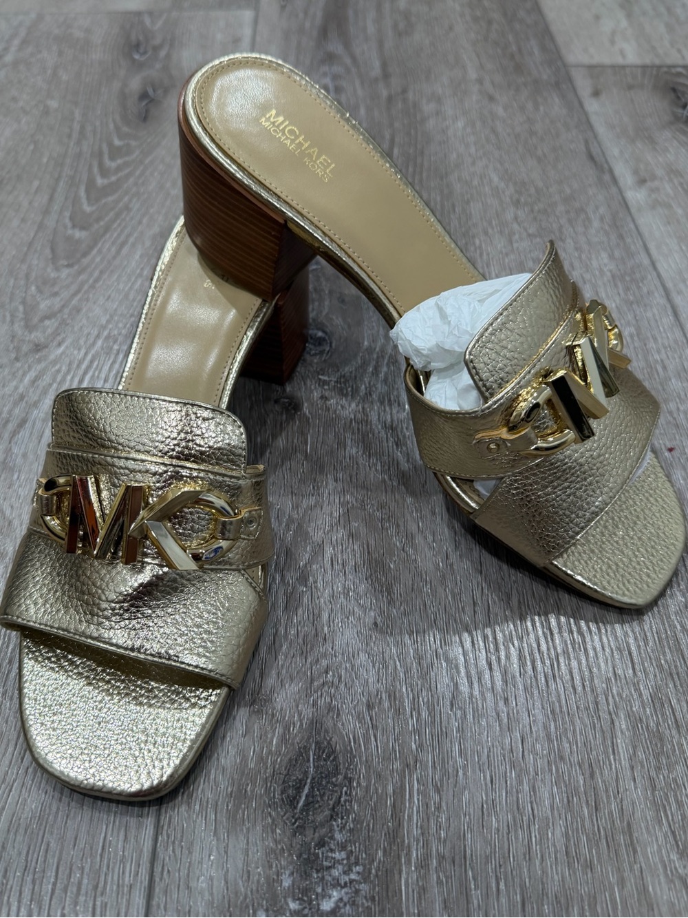 Michael Kors Izzy Mule in metallic pale gold leather Size 9